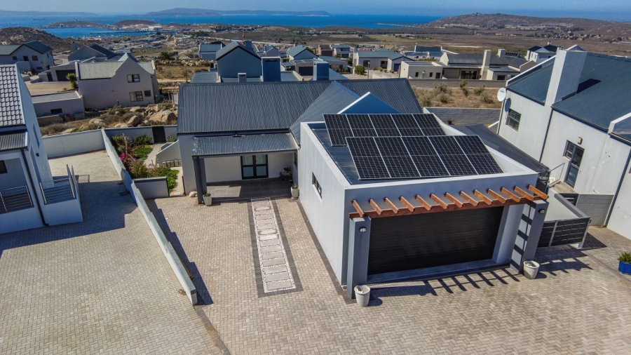 3 Bedroom Property for Sale in Hoogland Western Cape